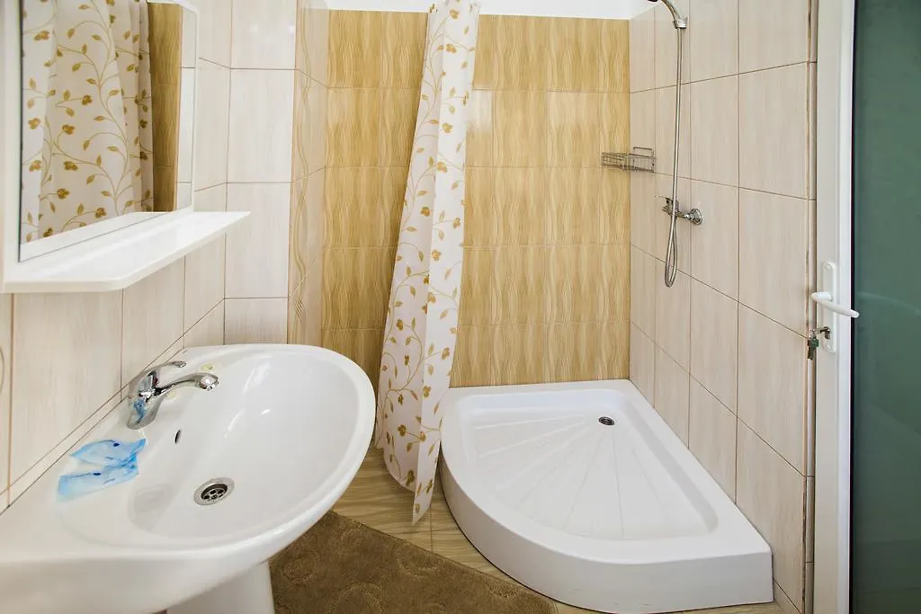 Hotel La Gil Bukarest 3*,  Románia